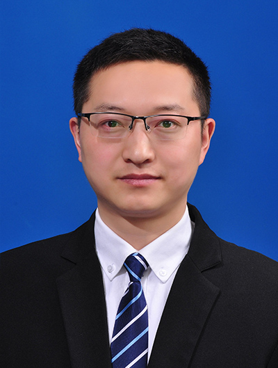 副主任药师王永东